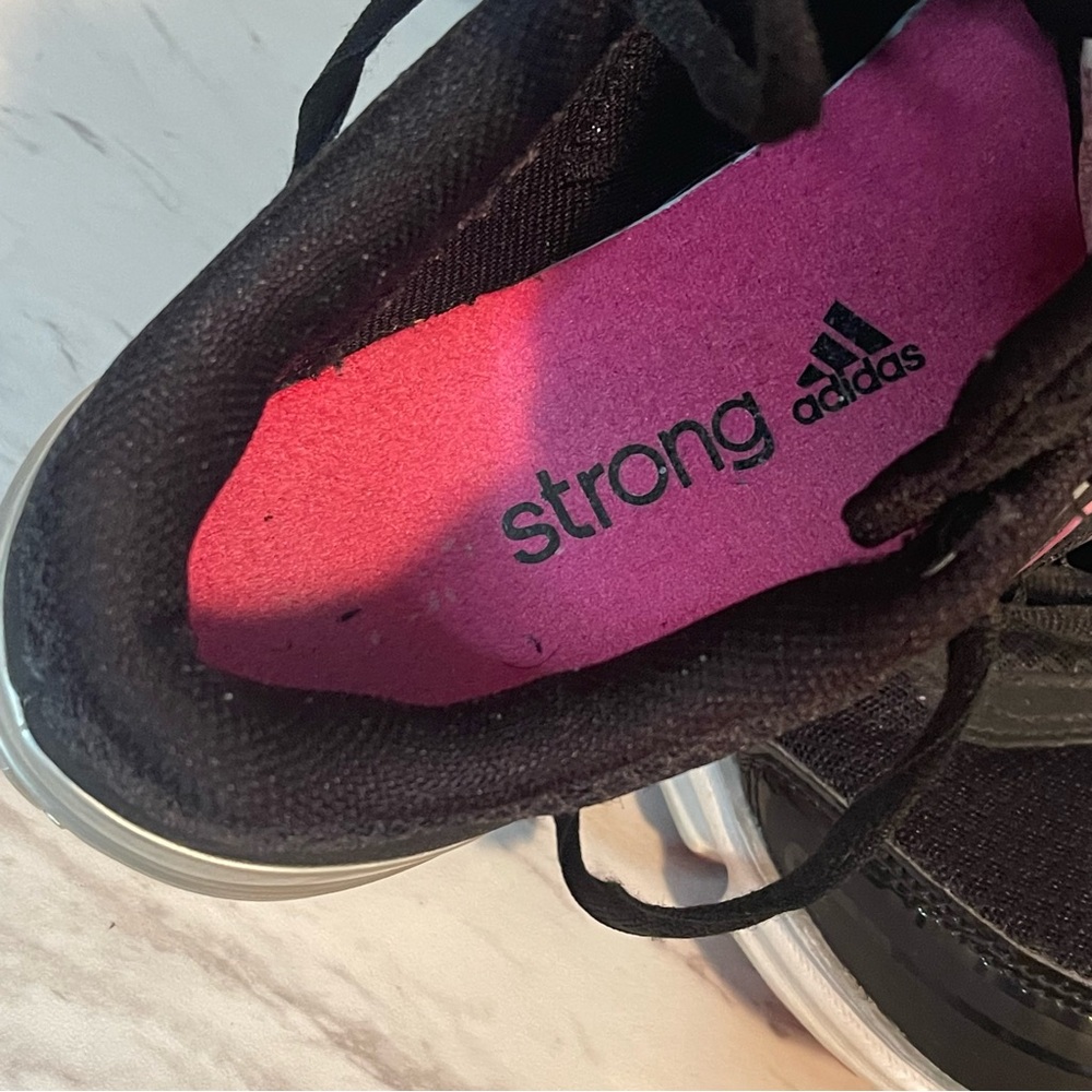 Women's Adidas Sneakers Size 8 - Picture 9 of 11